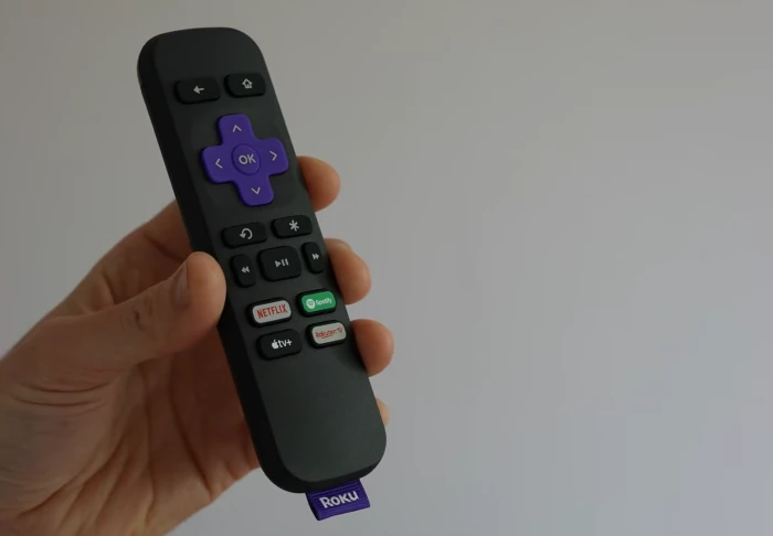 Roku Express 4K plus remote controller