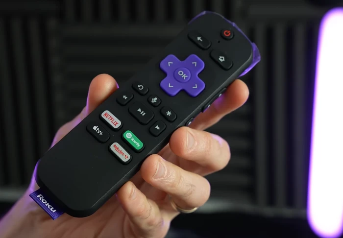 remote controller of Roku Streaming Stick 4K